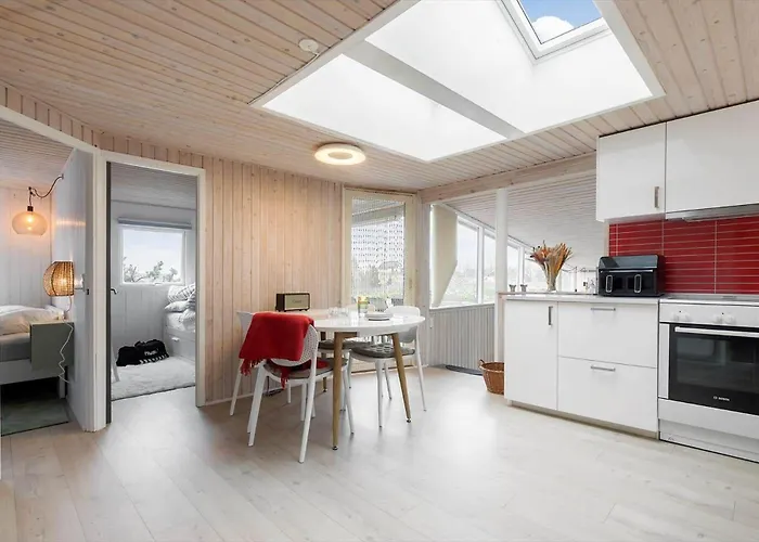 84136-ebeltoft-enebaerstien-10 Semesterbostad *